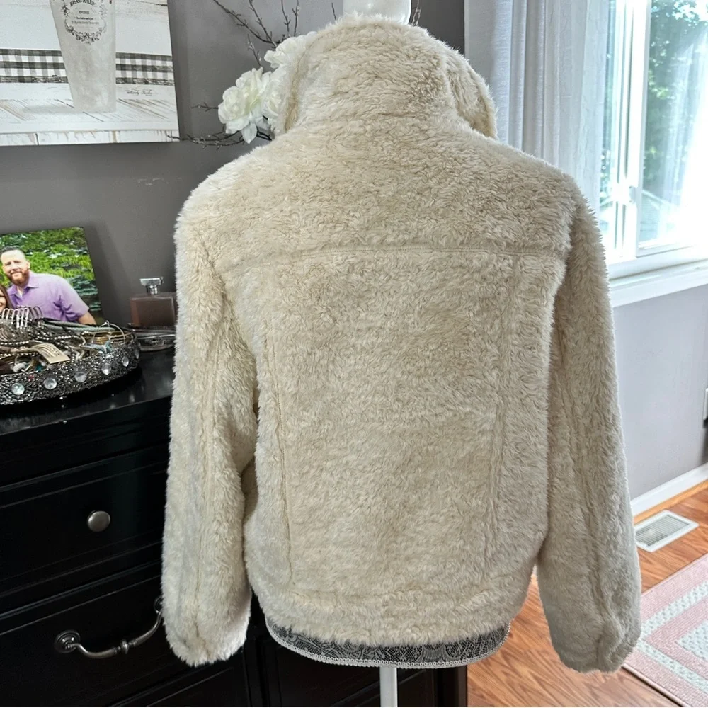 Victoria’s Secret Faux Fur Sherpa Teddy Jacket Cream White Size Large - Picture 8 of 15